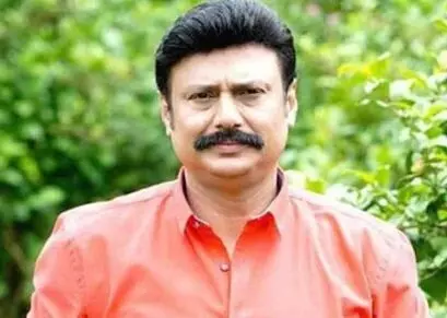 ഇയാള് പറയുംപോലെ ചെയ്യുവാനല്ലേ, ഞാൻ ഇങ്ങ് വന്നിരിക്കുന്നത് വിവാഹവേദിയിൽ ഫോട്ടോഗ്രാഫറോട് തഗടിച്ച് നടൻ ബൈജു ഇയാള് പറയുംപോലെ ചെയ്യുവാനല്ലേ, ഞാൻ ഇങ്ങ് വന്നിരിക്കുന്നത് വിവാഹവേദിയിൽ ഫോട്ടോഗ്രാഫറോട് തഗടിച്ച് നടൻ ബൈജു