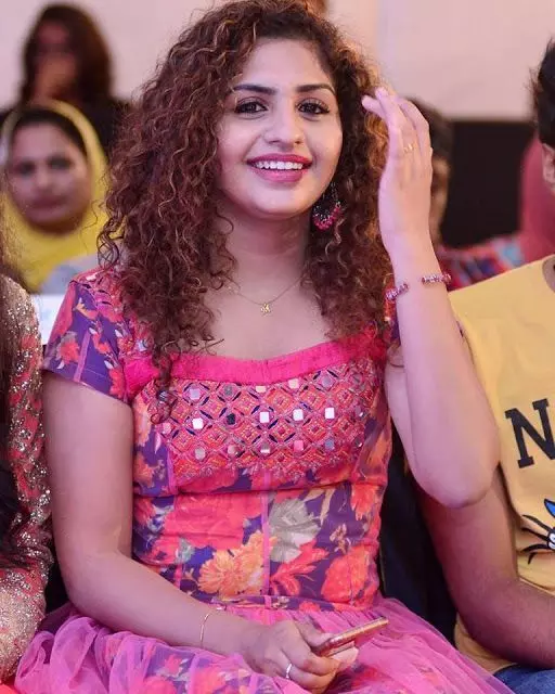 ഭഭബയ്ക്കായി ആദ്യം തീരുമാനിച്ചിരുന്നത് ദിലീപിനെ അല്ലായിരുന്നു :- നൂറിൻ ഭഭബയ്ക്കായി ആദ്യം തീരുമാനിച്ചിരുന്നത് ദിലീപിനെ അല്ലായിരുന്നു :- നൂറിൻ