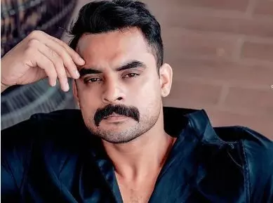 ‘ലൊക്കേഷന്‍ എന്നല്ല, ഒരിടത്തും ലഹരി ഉപയോ​ഗിക്കരുത്’; പ്രതികരിച്ച് ടൊവിനോ