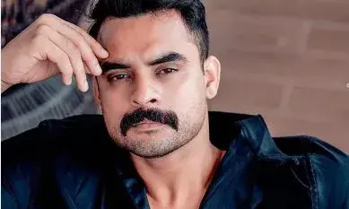 ‘ലൊക്കേഷന് എന്നല്ല, ഒരിടത്തും ലഹരി ഉപയോഗിക്കരുത്’; പ്രതികരിച്ച് ടൊവിനോ ‘ലൊക്കേഷന് എന്നല്ല, ഒരിടത്തും ലഹരി ഉപയോഗിക്കരുത്’; പ്രതികരിച്ച് ടൊവിനോ