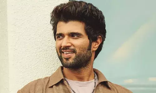 ഗോത്രജനവിഭാഗത്തിന് നേരെ അധിക്ഷേപ പരാമര്ശം; വിജയ് ദേവർകൊണ്ടയ്ക്കെതിരെ കേസ് ഗോത്രജനവിഭാഗത്തിന് നേരെ അധിക്ഷേപ പരാമര്ശം; വിജയ് ദേവർകൊണ്ടയ്ക്കെതിരെ കേസ്