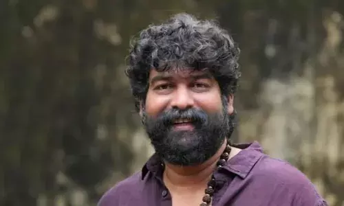 ‘താൻ ലിജോയുടെ ശത്രുവല്ല, പ്രതിഫലമല്ല തന്റെ വിഷയം’: ചുരുളി വിഷയത്തിൽ വീണ്ടും പ്രതികരിച്ച് ജോജു ജോർജ് ‘താൻ ലിജോയുടെ ശത്രുവല്ല, പ്രതിഫലമല്ല തന്റെ വിഷയം’: ചുരുളി വിഷയത്തിൽ വീണ്ടും പ്രതികരിച്ച് ജോജു ജോർജ്