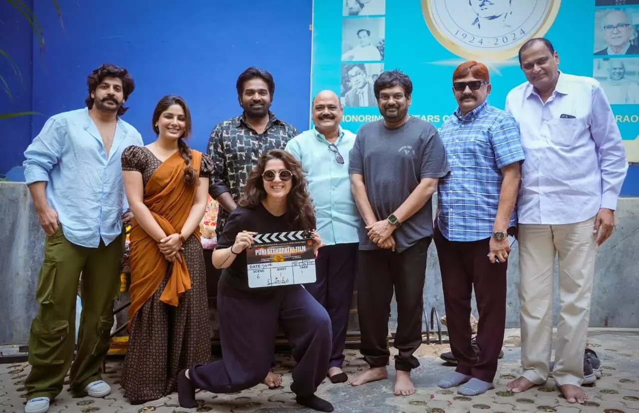 വിജയ് സേതുപതി- പുരി ജഗനാഥ് പാന് ഇന്ത്യന് ചിത്രം ഹൈദരാബാദില് ചിത്രീകരണം ആരംഭിച്ചു വിജയ് സേതുപതി- പുരി ജഗനാഥ് പാന് ഇന്ത്യന് ചിത്രം ഹൈദരാബാദില് ചിത്രീകരണം ആരംഭിച്ചു