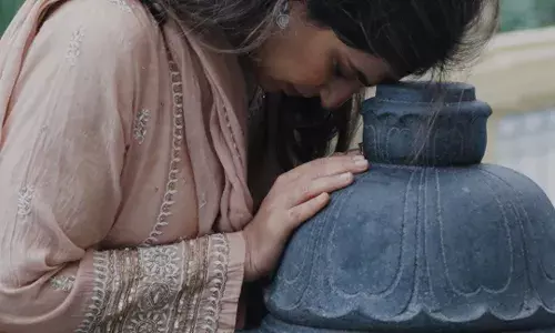 വിശ്വാസം ഈ ലോകത്തിലെ മറ്റെന്തിനേക്കാളും നമ്മളെ സുഖപ്പെടുത്തും; ആത്മീയ വിശ്വാസത്തെക്കുറിച്ച് തുറന്നു പറഞ്ഞ് ഉപാസന കാമിനേനി കൊനിഡേല