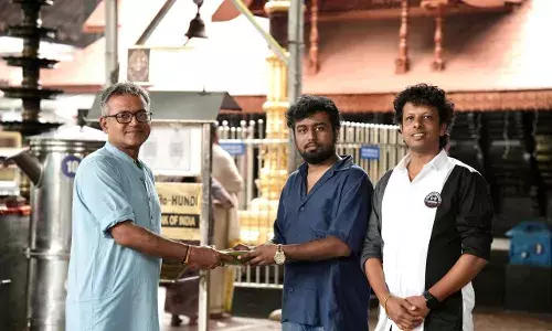 മലയാളത്തിലെ യുവതാരങ്ങള് പ്രധാന കഥാപാത്രങ്ങളിലെത്തുന്ന ചിത്രം ഒരു സ്റ്റാര്ട്ട് അപ്പ് കഥ യുടെ പൂജ ചോറ്റാനിക്കര ക്ഷേത്രത്തില് നടന്നു മലയാളത്തിലെ യുവതാരങ്ങള് പ്രധാന കഥാപാത്രങ്ങളിലെത്തുന്ന ചിത്രം ഒരു സ്റ്റാര്ട്ട് അപ്പ് കഥ യുടെ പൂജ ചോറ്റാനിക്കര ക്ഷേത്രത്തില് നടന്നു