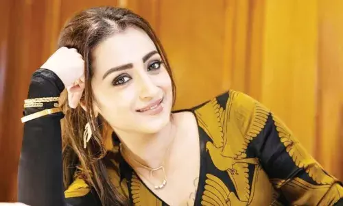 നടി തൃശി വിവാഹിതയാകുന്നു? വന് ചണ്ഡീഗഢ് വ്യവസായിയെന്ന് സൂചന നടി തൃശി വിവാഹിതയാകുന്നു? വന് ചണ്ഡീഗഢ് വ്യവസായിയെന്ന് സൂചന