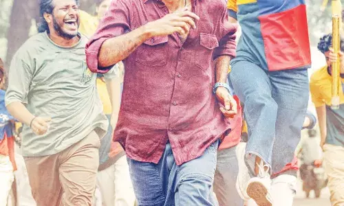 പ്രദീപ് രംഗനാഥന് നാളെ കൊച്ചിയില്; ഡ്യൂഡ് ദീപാവലി റിലീസായി 17ന് തിയേറ്ററുകളില് പ്രദീപ് രംഗനാഥന് നാളെ കൊച്ചിയില്; ഡ്യൂഡ് ദീപാവലി റിലീസായി 17ന് തിയേറ്ററുകളില്