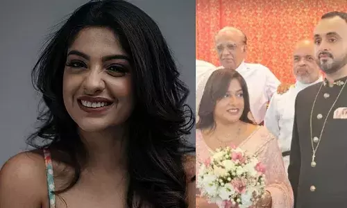 നടി അര്ച്ചന കവി വിവാഹിതയായി; വരന് റിക്ക് വര്ഗ്ഗീസ് നടി അര്ച്ചന കവി വിവാഹിതയായി; വരന് റിക്ക് വര്ഗ്ഗീസ്
