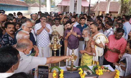 ജഗന് ഷാജി കൈലാസിന്റെ സംവിധാനത്തില് ദിലീപ് നായകനാകുന്ന D152 ആരംഭിച്ചു ജഗന് ഷാജി കൈലാസിന്റെ സംവിധാനത്തില് ദിലീപ് നായകനാകുന്ന D152 ആരംഭിച്ചു