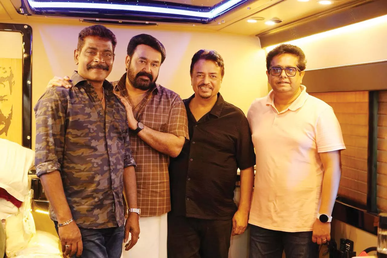 ജോര്ജ്ജ് കുട്ടിയുടെ അടുത്ത നീക്കം ഉറ്റുനോക്കി ലോകം! ദൃശ്യം 3ന്റെ ലോകമെമ്പാടുമുള്ള വിതരണാവകാശം സ്വന്തമാക്കി പനോരമ സ്റ്റുഡിയോസും പെന് സ്റ്റുഡിയോസും ജോര്ജ്ജ് കുട്ടിയുടെ അടുത്ത നീക്കം ഉറ്റുനോക്കി ലോകം! ദൃശ്യം 3ന്റെ ലോകമെമ്പാടുമുള്ള വിതരണാവകാശം സ്വന്തമാക്കി പനോരമ സ്റ്റുഡിയോസും പെന് സ്റ്റുഡിയോസും