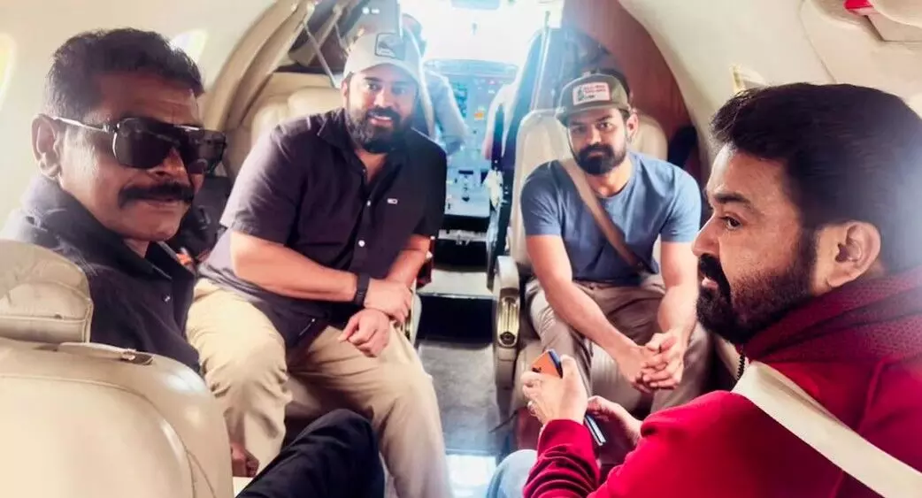 ലാലും പ്രണവും പിന്നെ നിവിനും, ചിത്രം വൈറല് ലാലും പ്രണവും പിന്നെ നിവിനും, ചിത്രം വൈറല്