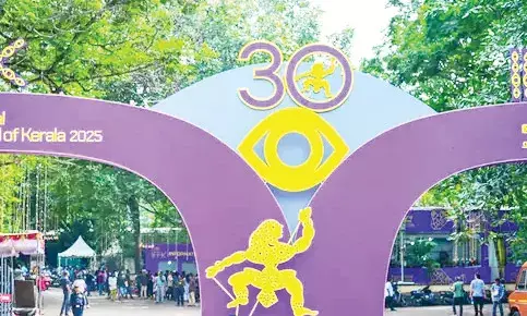 ആശങ്കകളെ അതിജീവിച്ച് അവസാന ലാപ്പിലേയ്ക്ക് ആശങ്കകളെ അതിജീവിച്ച് അവസാന ലാപ്പിലേയ്ക്ക്