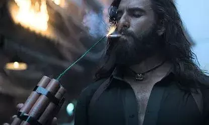 പാക്കിസ്ഥാൻ വിലക്കിലും ദുരന്ധർ നേടിയത് വമ്പൻ കളക്ഷൻ