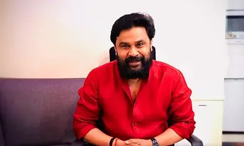 എല്ലാ പ്രിയപ്പെട്ടവര്‍ക്കും ക്രിസ്മസ് പുതുവത്സര ആശംസകള്‍; കുടുംബത്തോടൊപ്പം തിയേറ്ററില്‍ ഭഭബ ആഘോഷിക്കാം