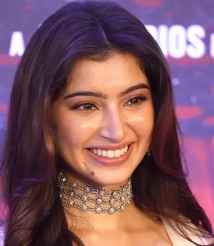 ദുരന്ധർ മെഗാ ഹിറ്റ് നന്ദി അറീച്ച് നായിക സാറാ അർജ്ജുൻ ദുരന്ധർ മെഗാ ഹിറ്റ് നന്ദി അറീച്ച് നായിക സാറാ അർജ്ജുൻ