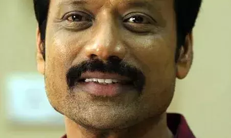 നടൻ എസ് ജെ സൂര്യയ്ക്ക് ആക്ഷൻ രംഗം ഷൂട്ട് ചെയ്യുന്നതിനിടെ പരിക്ക് നടൻ എസ് ജെ സൂര്യയ്ക്ക് ആക്ഷൻ രംഗം ഷൂട്ട് ചെയ്യുന്നതിനിടെ പരിക്ക്