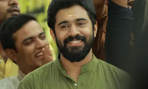 100 കോടി രൂപയുടെ മൾട്ടി ഫിലിം ഡീൽ ഒപ്പ് വെച്ച് നടൻ നിവിൻ പോളി 100 കോടി രൂപയുടെ മൾട്ടി ഫിലിം ഡീൽ ഒപ്പ് വെച്ച് നടൻ നിവിൻ പോളി