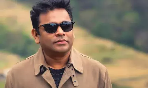 ഹാൻസ് സിമ്മർ ജൂതനാണ്, ഞാൻ മുസ്ലിമാണ്, രാമായണം ഹിന്ദു പുരാണവും. തന്റെ പുതിയ സിനിമയെ കുറിച്ച് എ ആർ റഹ്മാൻ ഹാൻസ് സിമ്മർ ജൂതനാണ്, ഞാൻ മുസ്ലിമാണ്, രാമായണം ഹിന്ദു പുരാണവും. തന്റെ പുതിയ സിനിമയെ കുറിച്ച് എ ആർ റഹ്മാൻ