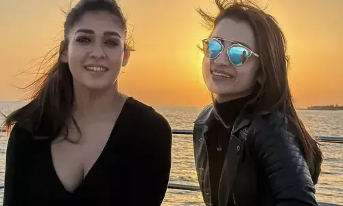 ശത്രുത മറന്ന് ഒന്നിച്ച് തൃഷയും നയൻ താരയും ശത്രുത മറന്ന് ഒന്നിച്ച് തൃഷയും നയൻ താരയും