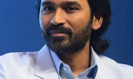 2016 ൽ ഒപ്പിട്ട സിനിമ 2026 ആയിട്ടും വൈകിപ്പിക്കുന്നു. നടൻ ധനുഷിനോട് 20 കോടി നഷ്ട പരിഹാരം ആവശ്യപ്പെട്ട് നിർമ്മാതാക്കൾ 2016 ൽ ഒപ്പിട്ട സിനിമ 2026 ആയിട്ടും വൈകിപ്പിക്കുന്നു. നടൻ ധനുഷിനോട് 20 കോടി നഷ്ട പരിഹാരം ആവശ്യപ്പെട്ട് നിർമ്മാതാക്കൾ