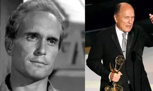 ‘ദ് ഗോഡ്ഫാദർ’, ‘അപ്പൊക്കലിപ്സ് നൗ’ തുടങ്ങിയ വിഖ്യാത ചിത്രങ്ങളിലൂടെ ശ്രദ്ധേയനായ ഓസ്കർ ജേതാവ് റോബർട്ട് ഡുവൽ (95) അന്തരിച്ചു ‘ദ് ഗോഡ്ഫാദർ’, ‘അപ്പൊക്കലിപ്സ് നൗ’ തുടങ്ങിയ വിഖ്യാത ചിത്രങ്ങളിലൂടെ ശ്രദ്ധേയനായ ഓസ്കർ ജേതാവ് റോബർട്ട് ഡുവൽ (95) അന്തരിച്ചു