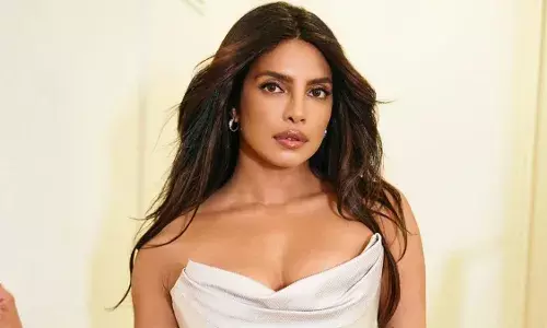 അവിടെ രാഷ്ട്രീയം ശ്വാസം മുട്ടിച്ചു, അതിജീവിക്കാൻ മാറ്റം അനിവാര്യമായിരുന്നു; ബോളിവുഡ് വിട്ടതിനെക്കുറിച്ച് വെളിപ്പെടുത്തി പ്രിയങ്ക ചോപ്ര അവിടെ രാഷ്ട്രീയം ശ്വാസം മുട്ടിച്ചു, അതിജീവിക്കാൻ മാറ്റം അനിവാര്യമായിരുന്നു; ബോളിവുഡ് വിട്ടതിനെക്കുറിച്ച് വെളിപ്പെടുത്തി പ്രിയങ്ക ചോപ്ര