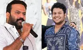 അപ്പൻ കൂടെയുണ്ടെടാ; ലഹരിക്കേസിൽ ഉൾപ്പെട്ട മകന് പിന്തുണയുമായി ടിനി ടോം അപ്പൻ കൂടെയുണ്ടെടാ; ലഹരിക്കേസിൽ ഉൾപ്പെട്ട മകന് പിന്തുണയുമായി ടിനി ടോം