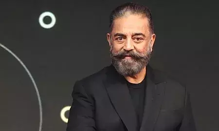 സിനിമയിലെ മാറുന്ന ട്രെൻഡുകളിൽ ആശങ്ക പ്രകടിപ്പിച്ച് കമൽഹാസൻ; കലയേക്കാൾ പണത്തിന് പ്രാധാന്യം നൽകുന്ന സിനിമാ വ്യവസായത്തിനെതിരെ വിമർശനം സിനിമയിലെ മാറുന്ന ട്രെൻഡുകളിൽ ആശങ്ക പ്രകടിപ്പിച്ച് കമൽഹാസൻ; കലയേക്കാൾ പണത്തിന് പ്രാധാന്യം നൽകുന്ന സിനിമാ വ്യവസായത്തിനെതിരെ വിമർശനം