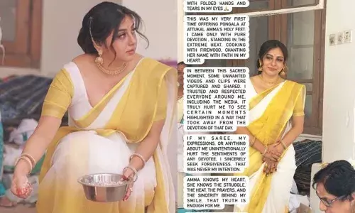 കൈ കൂപ്പിയും കണ്ണ് നിറഞ്ഞുമാണ് താനിത് എഴുന്നത് വികാരാധീനയായി നടിയുടെ പ്രതികരണം.