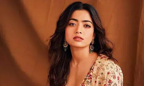 അമ്മയുടെ ശബ്ദരേഖാ വിവാദം; രൂക്ഷമായ പ്രതികരണവുമായി രശ്മിക മന്ദാന.  ആളുകൾക്ക് ഇത്രത്തോളം അധപതിക്കാൻ കഴിയുമോ? വ്യാജ പ്രചരണത്തിനെതിരെ നിയമനടപടിക്കൊരുങ്ങി താരം