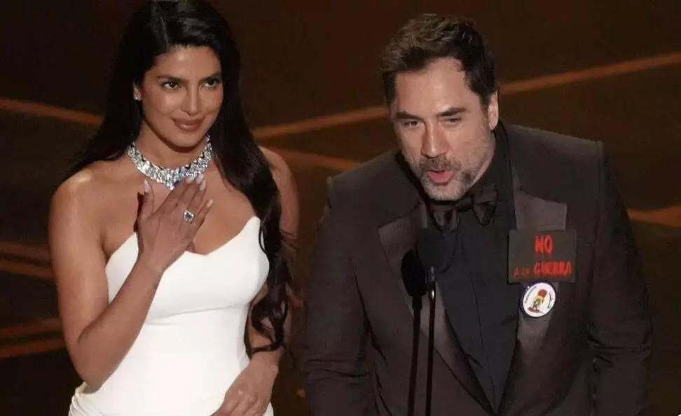 പലസ്തീന് പിന്തുണയുമായി ഹാവിയർ ബാർദേം, പുരസ്കാരം സമ്മാനിച്ച് പ്രിയങ്ക; 98-ാമത് ഓസ്കറിലെ പ്രധാന വിശേഷങ്ങൾ പലസ്തീന് പിന്തുണയുമായി ഹാവിയർ ബാർദേം, പുരസ്കാരം സമ്മാനിച്ച് പ്രിയങ്ക; 98-ാമത് ഓസ്കറിലെ പ്രധാന വിശേഷങ്ങൾ