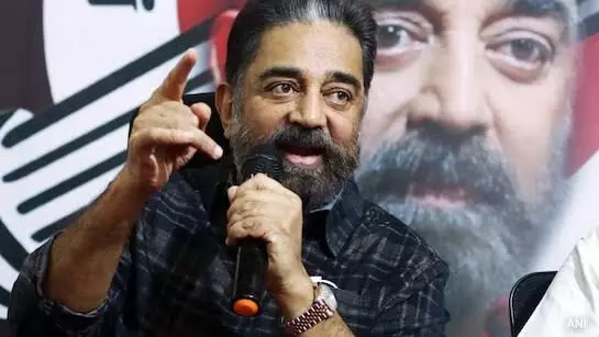 നടൻ വിജയ് മത്സരിക്കാൻ ഒരുങ്ങുന്നതിനെക്കുറിച്ച് മനസുതുറന്ന് കമലഹാസൻ നടൻ വിജയ് മത്സരിക്കാൻ ഒരുങ്ങുന്നതിനെക്കുറിച്ച് മനസുതുറന്ന് കമലഹാസൻ