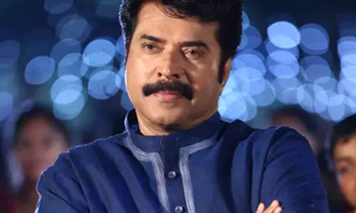 പൊതുവേദിയില്‍ മമ്മൂട്ടിയോട് ഉമ്മ ചോദിച്ച് പെണ്‍കുട്ടി