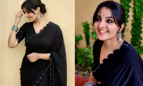 ആരാധിക വേദിയിലേക്ക് കയറി വന്ന് മഞ്ജു വാര്യരെ ബലമായി ചുംബിച്ചു . ആരാധിക വേദിയിലേക്ക് കയറി വന്ന് മഞ്ജു വാര്യരെ ബലമായി ചുംബിച്ചു .