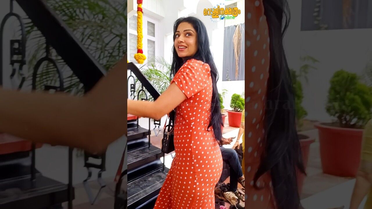 ഓറഞ്ച് ഗൗണിൽ അഴിച്ചിട്ട നീളൻ മുടിയുമായി അവന്തിക #trending #youtubeshorts #shorts #short #shortvideo ഓറഞ്ച് ഗൗണിൽ അഴിച്ചിട്ട നീളൻ മുടിയുമായി അവന്തിക #trending #youtubeshorts #shorts #short #shortvideo